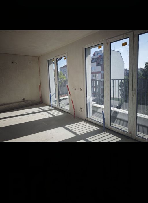 Апартвмен в централната на София на улица Антим първи