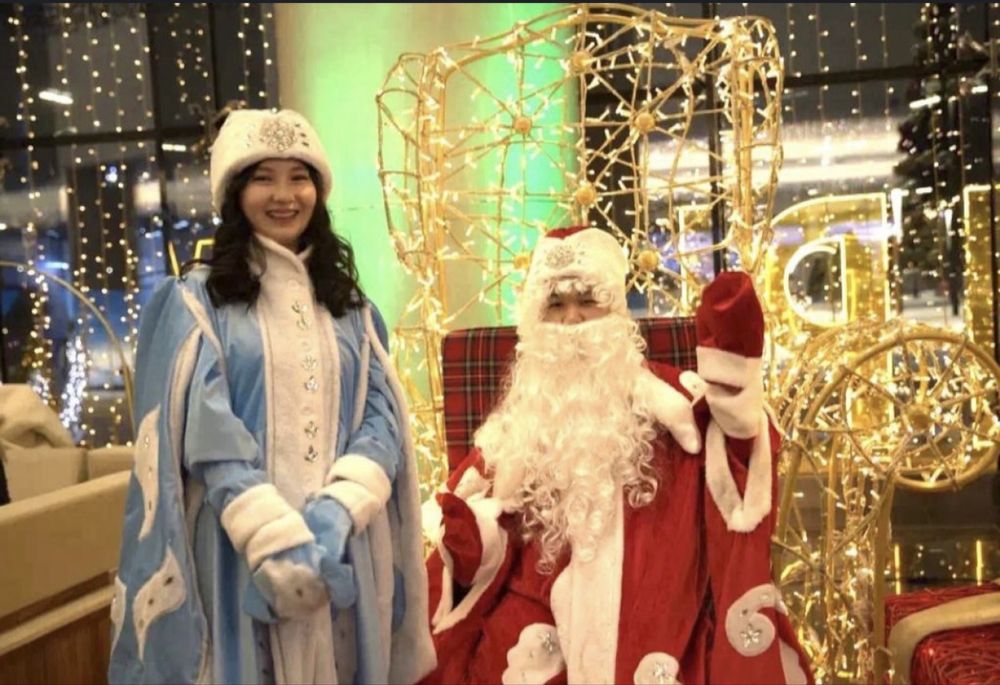 Дед мороз и снегурочка