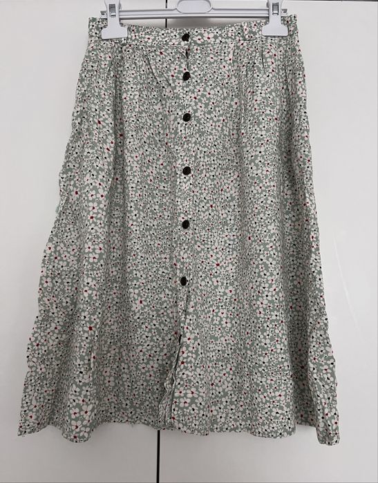 Платье и вещи для женщины