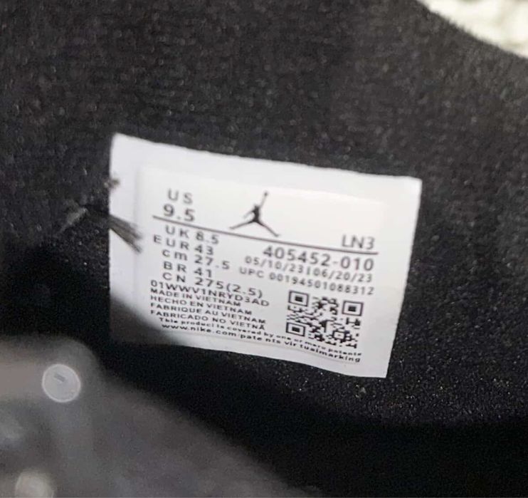 Jordan 4 - 43,44,45,46