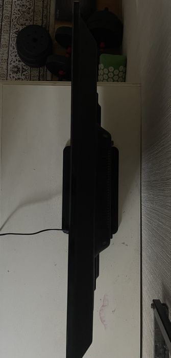 Монитор Elenberg 30 дюймов + клавиатура