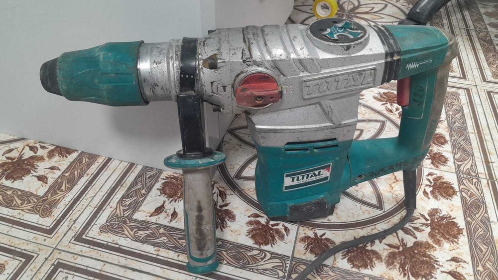 Перфоратор Total номер лота 842109