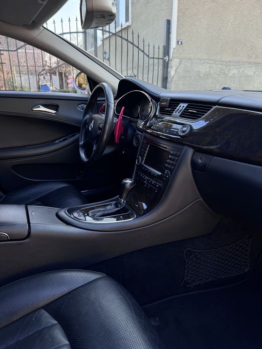 Mercedes-benz CLS 500