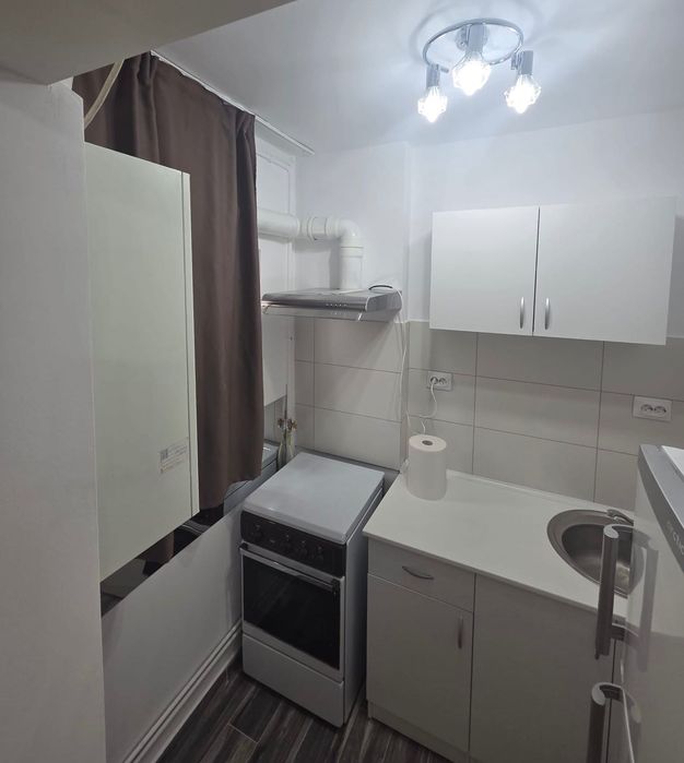 Garsonieră de închiriat! Turda, Micro 2, etaj 2, izolată.