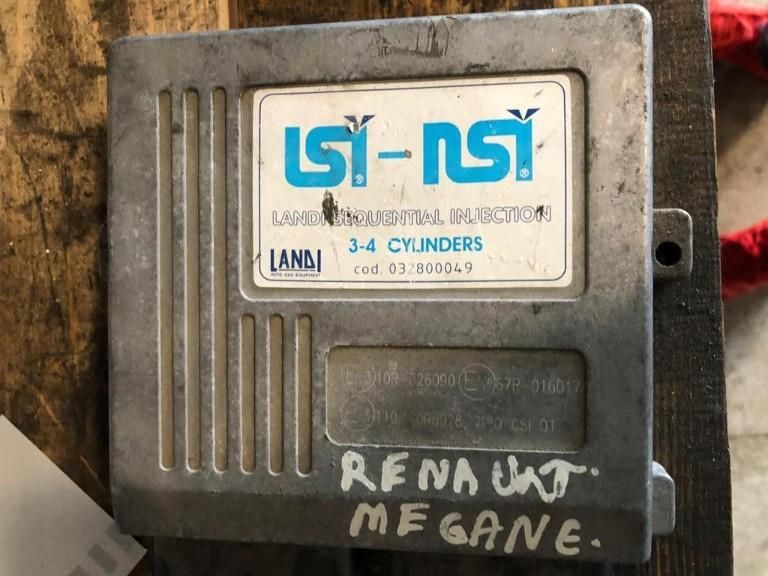 Calculator motor ECU lpg Renault Megane 2 032800049 1.9 dci