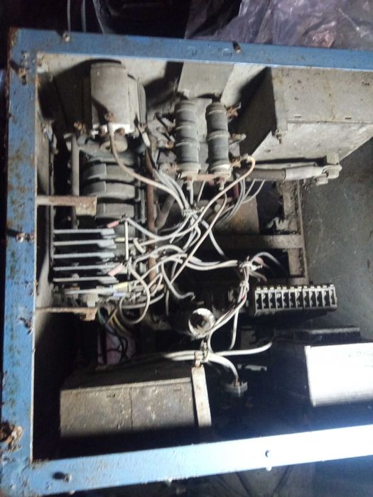 Generator curent