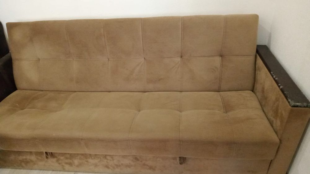 Продам.     Диван