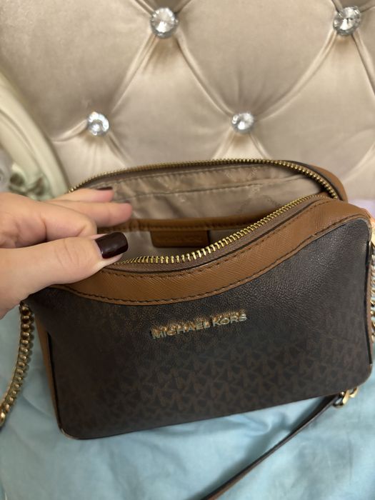 Продам сумку Micnael kors!