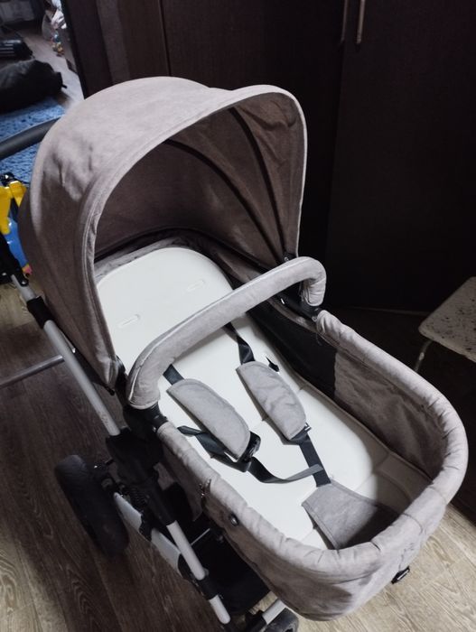 Продам коляску детскую