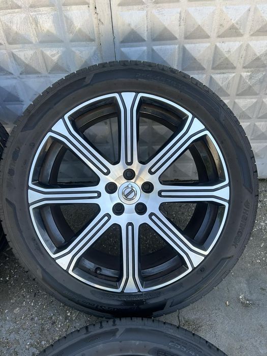 Оригинални джанти с гуми Volvo / Волво XC60 R 20" 5x108