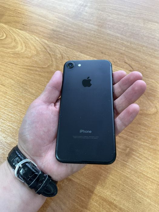IPhone 7 / 32гб в хорошем состоянии