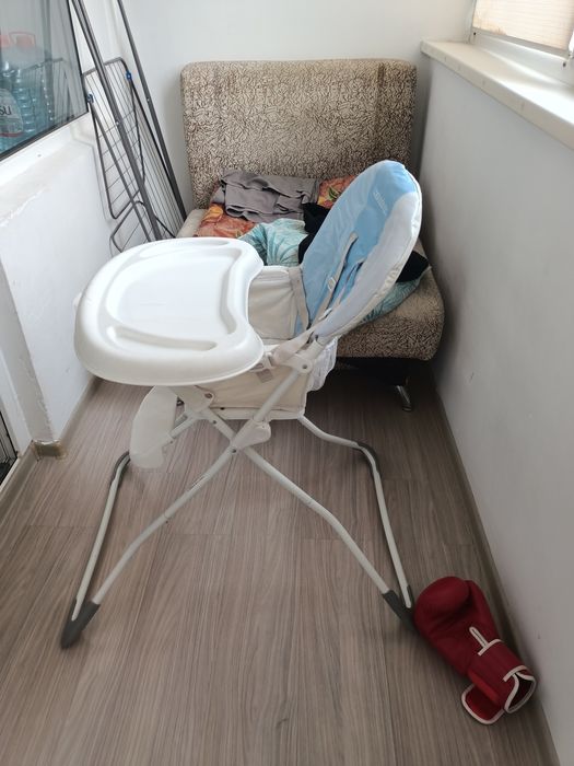 Детский стульчик для кормления