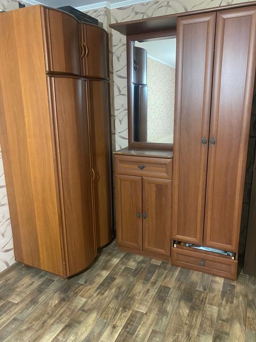 Продам шкаф для одежды