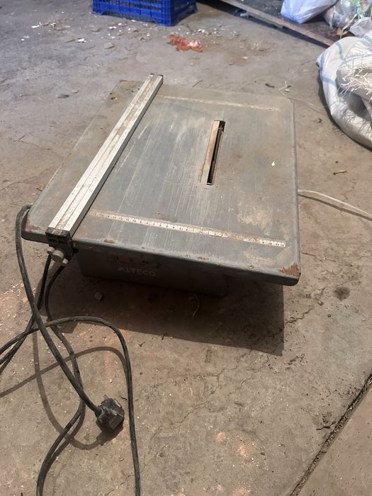 Продам плиткорез