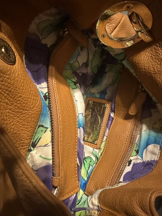 Продам сумку натуральная кожа