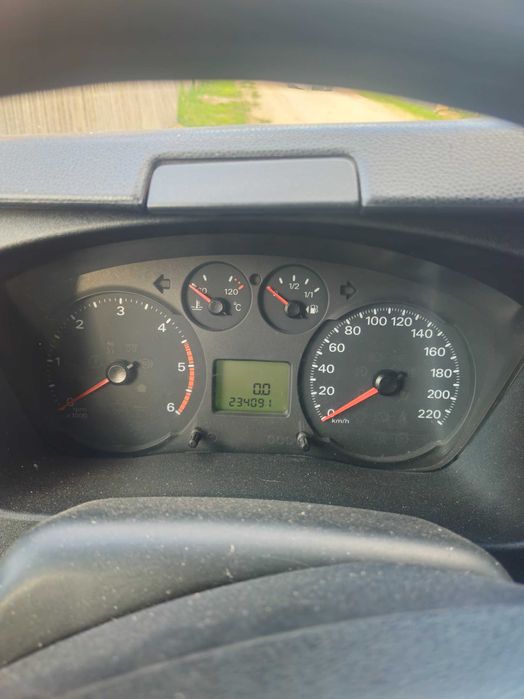 Autoutilitara ford