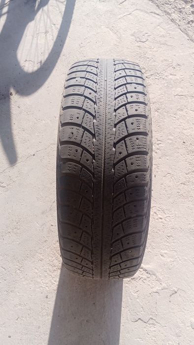 Покрышки зимние бу