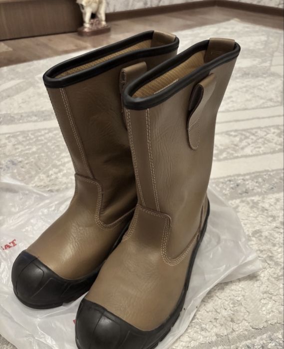 Демисезонный сапоги