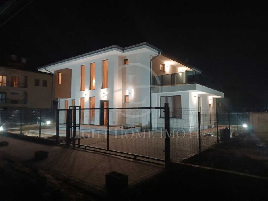 Продава се Къща в Пловдив, Беломорски - 350 кв.м за 1115 €/кв.м - Снимка #2