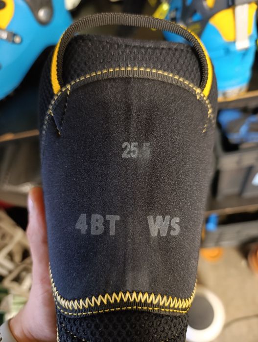 Clăpari tură La Sportiva SPARKLE