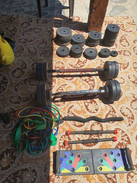 тежести лостове и ластици за фитнес