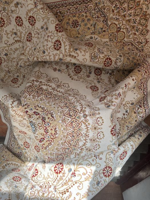 Ковер            .