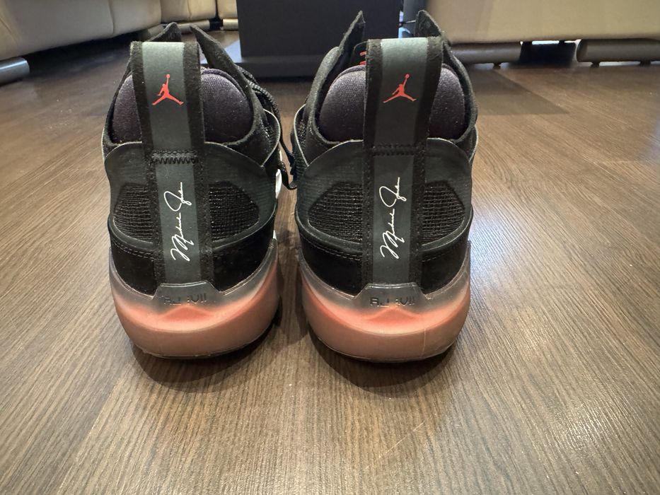 Оригинални Jordan 37 Black Hot Punch - US 12 / EU 46