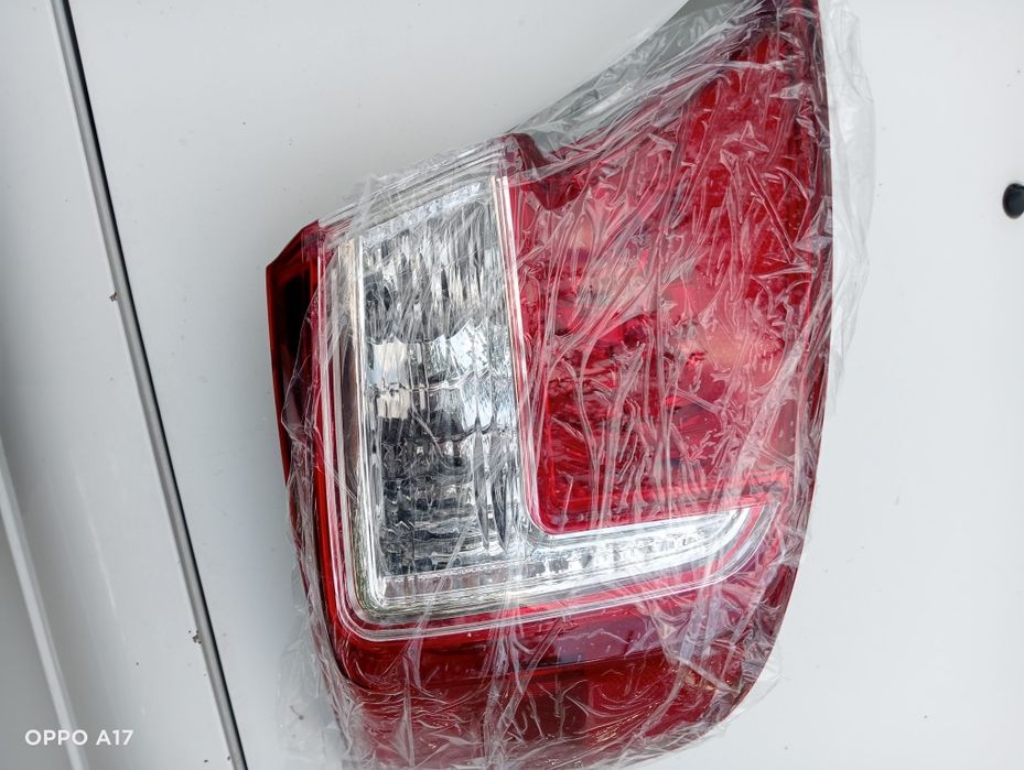 Задний левый фонарь на крыло Тойота Камри 50 американка,