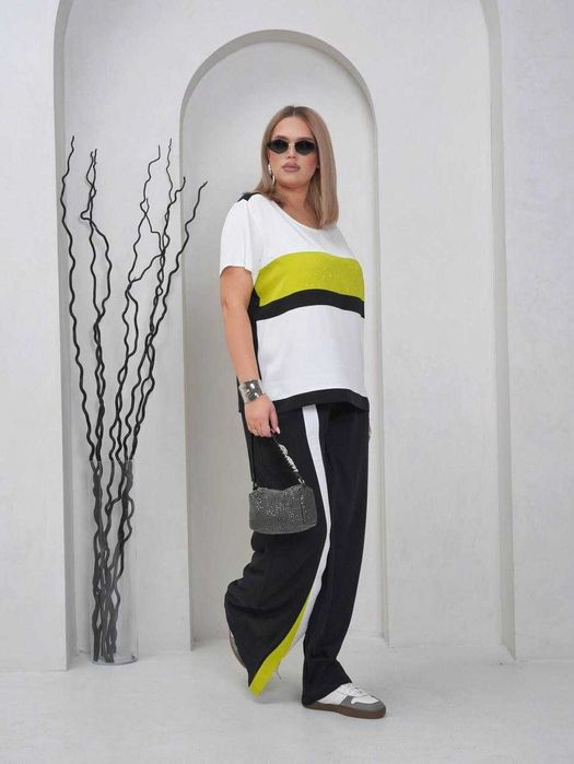 Костюм женский. Производство: Бишкек.