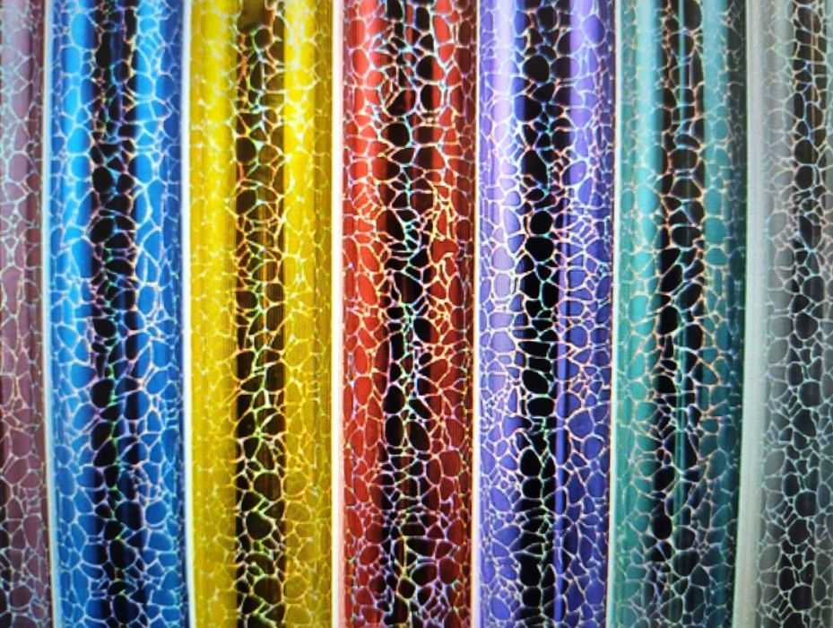 Самозалепващо фолио и вино за режещи плотери