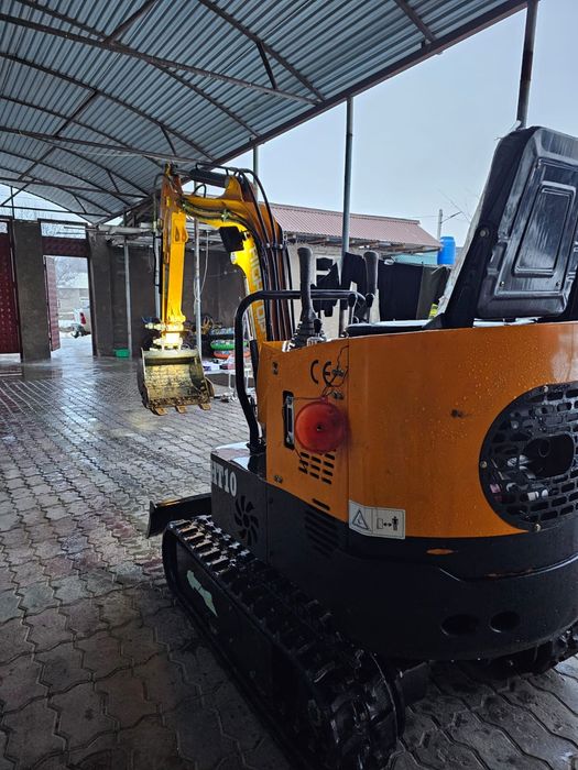 Услуги мини экскаватора.