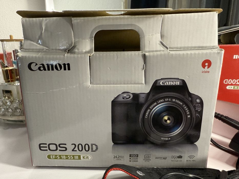 Aparat Canon folosit cu grija in perfecta stare