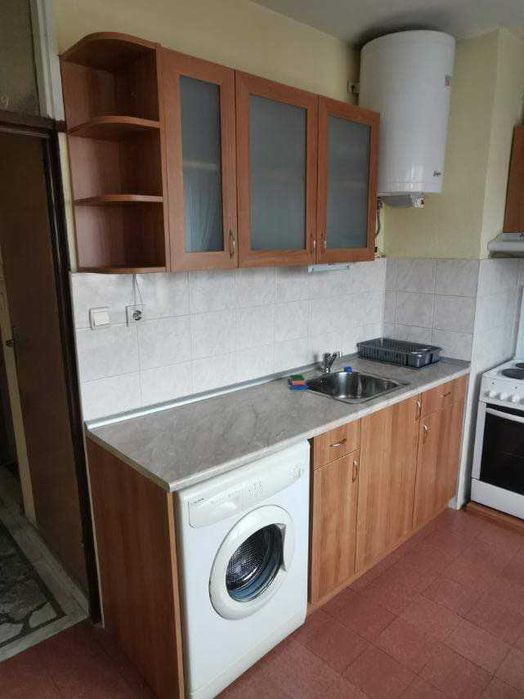 Дава се под наем Двустаен апартамент в София, Редута - 68 кв.м за 509.49 € - Снимка #2