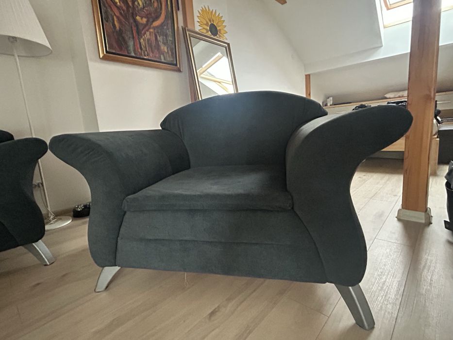 Диван: 3 броя в зелено