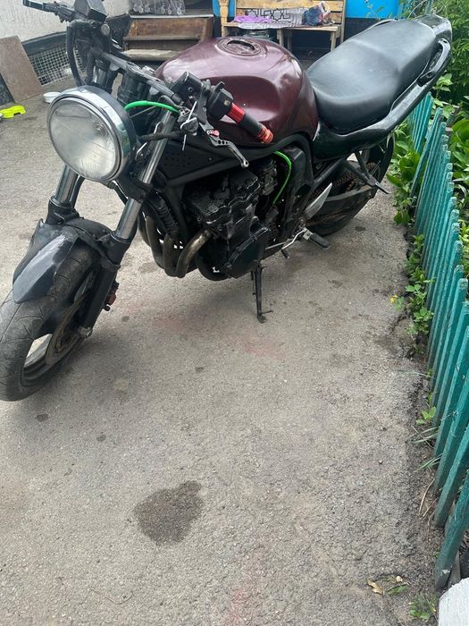 Suzuki bandit 600