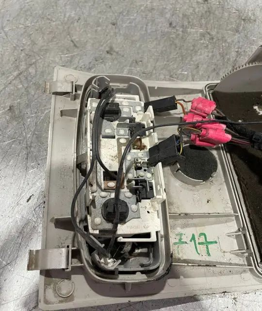 Lampa plafon fata Ford Focus 2007 1.6 TDCi MT (90 hp)