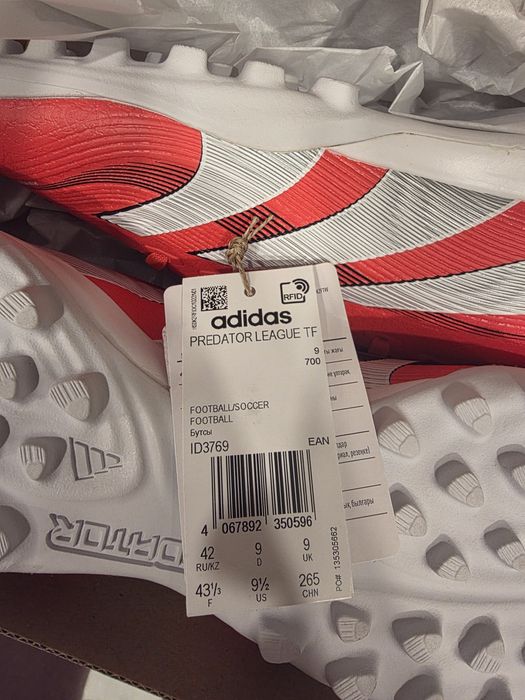 Бутсы Adidas Predator размер 42