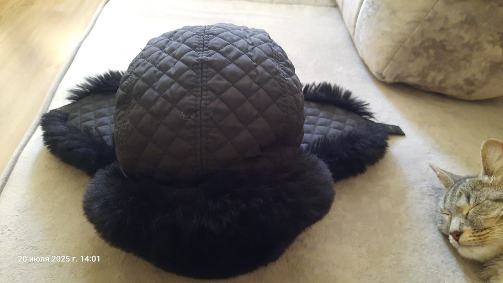 Зимняя шапка ушанка