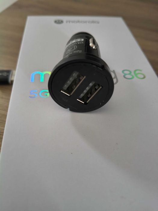 adaptor incarcare auto USB + adaptor USB C