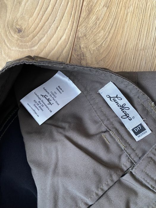 LUNDHAGS-pantaloni drumetii, stare impecabila, dame , D17