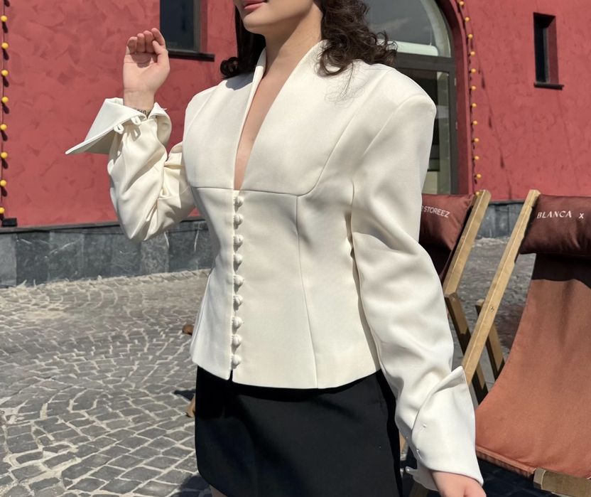 Пиджак белый S и M размер