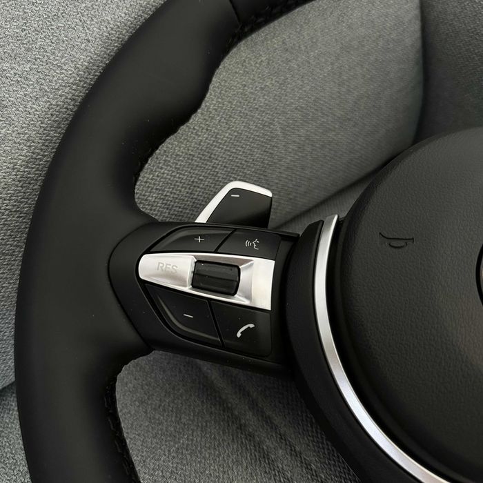 Volan BMW M Sport Stil F compatibiul cu Seria E | Padele - E90, E91, E92, E93, E70, E71, E81, E83, E84, E87, E89
