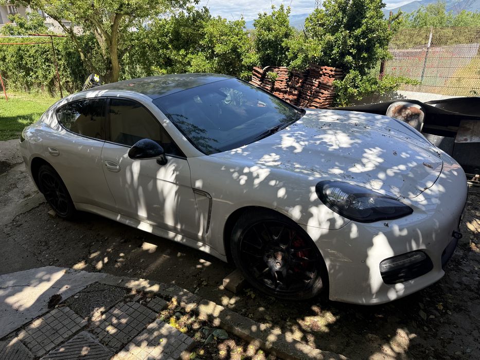 Porsche Panamera 2014 г. 3.0D на части