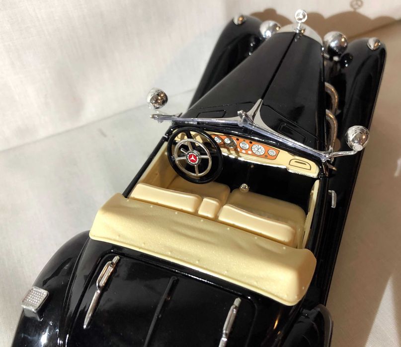 Macheta Bburago Mercedes Benz 500k Roadster 1936 sc 1 20 - Italia