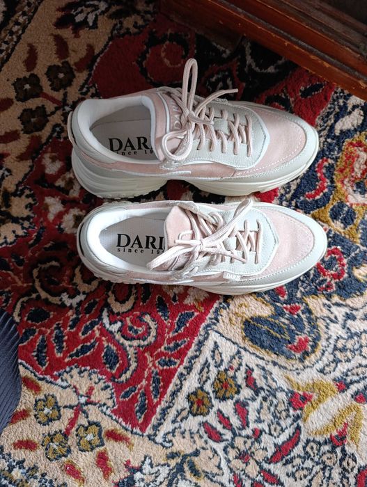Маратонки Daris 36 номер.Носени 2 пъти без забележки.
