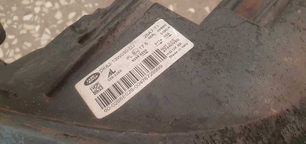 Far faruri stanga dreapta complete Range Rover Sport 2014+