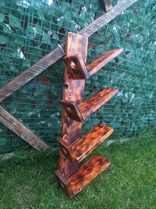 Suport din lemn pentru sticle