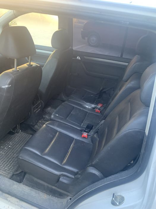 Piese touran 1.9 tdi bls cutie aitomata