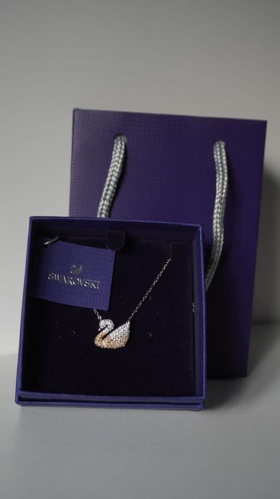 Кулон Сваровский