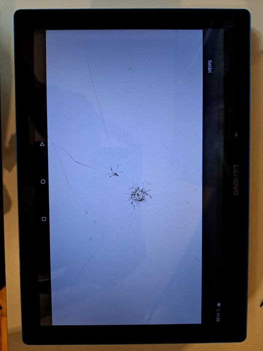tableta Lenovo TB-X103F 10 inch cu geam spart